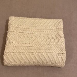 ARAN LOR IREALAND 10% Super soft Merino wool Cream Textured Knit Blanket